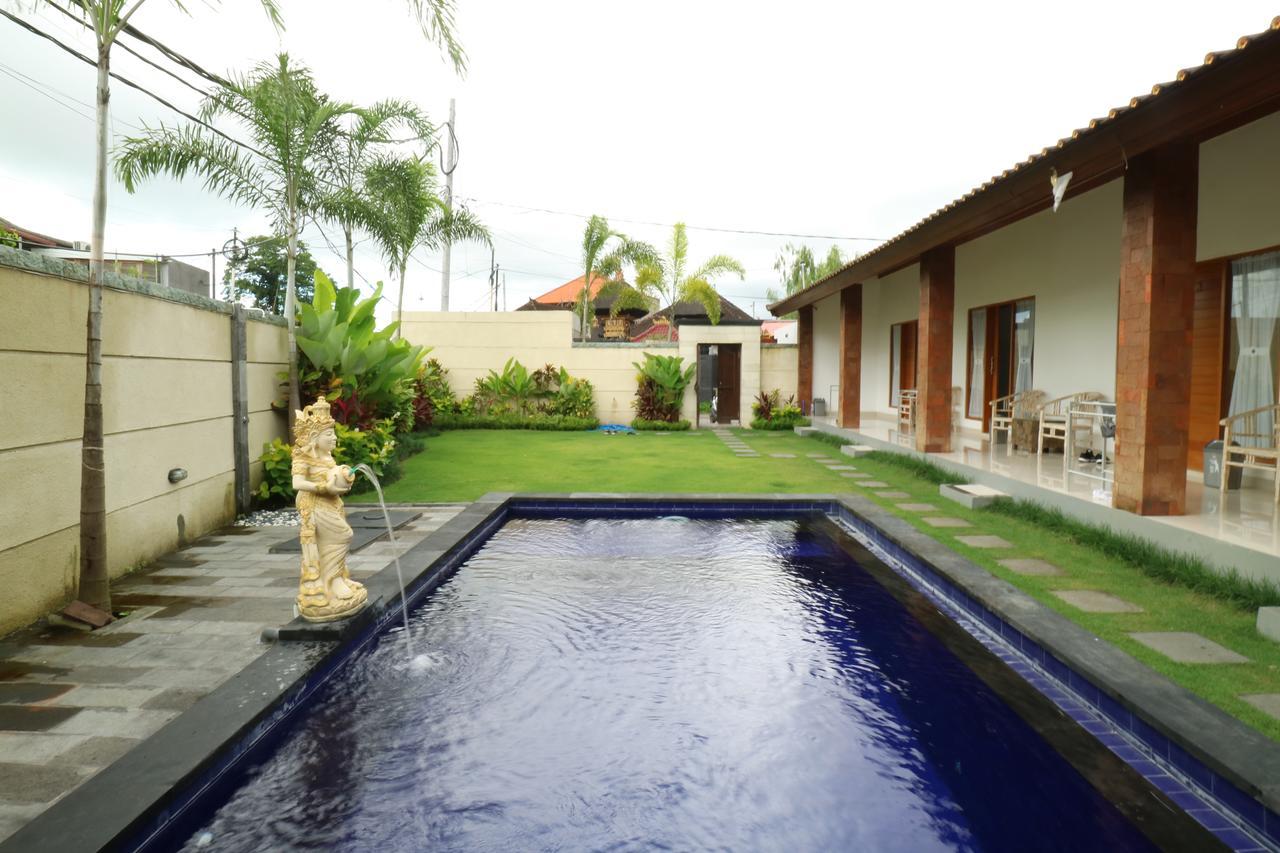 Aghasvina Guest House Canggu Esterno foto