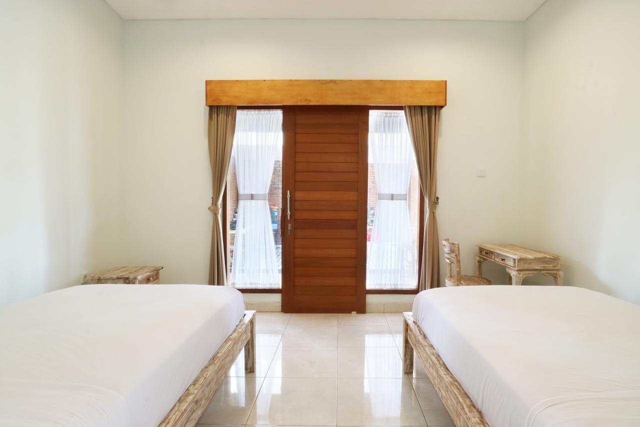 Aghasvina Guest House Canggu Esterno foto