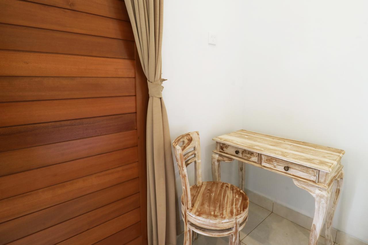 Aghasvina Guest House Canggu Esterno foto