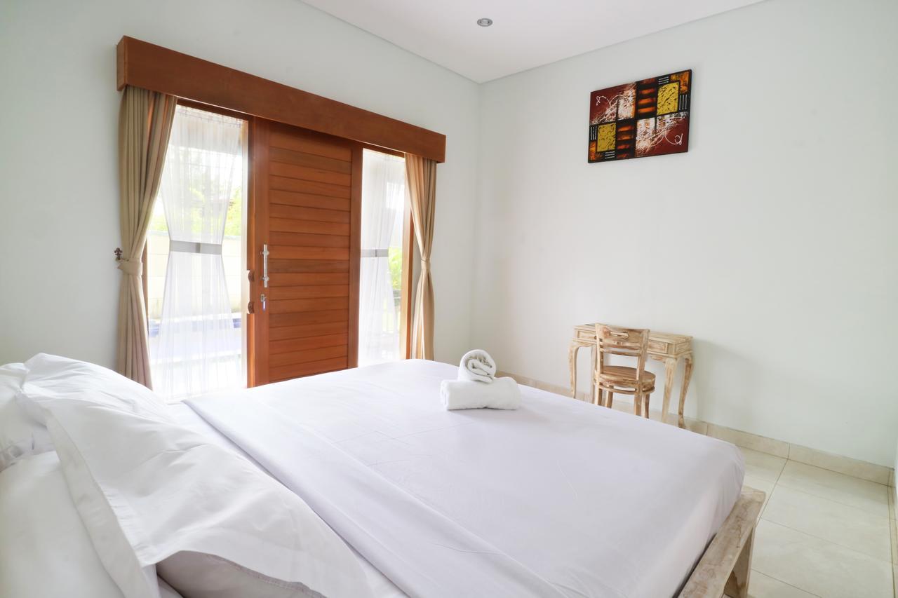 Aghasvina Guest House Canggu Esterno foto