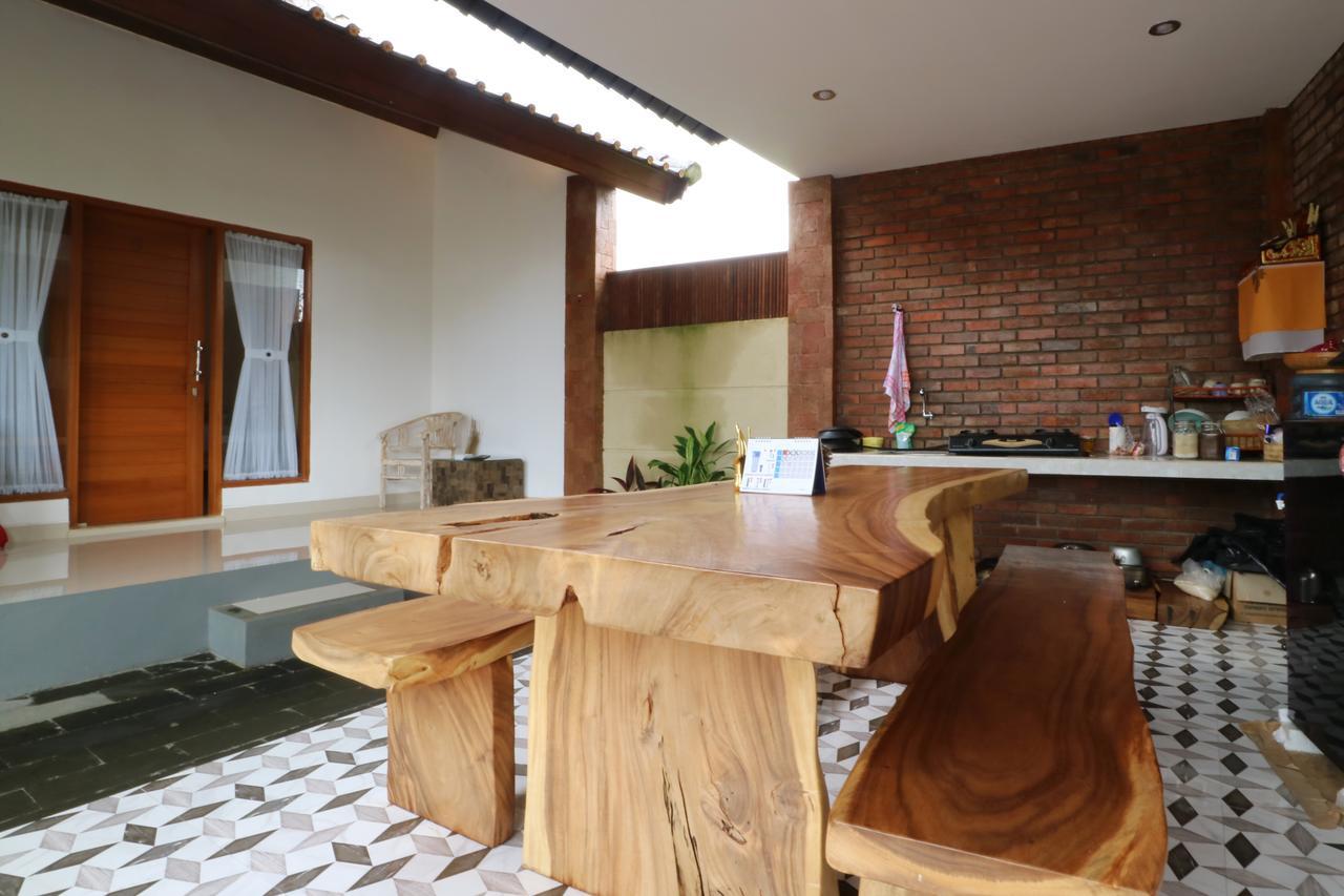 Aghasvina Guest House Canggu Esterno foto